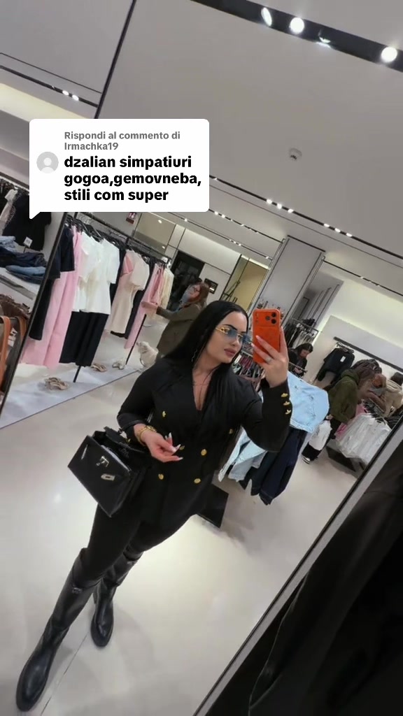 @👉🏻👑𝑄𝑈𝐸𝐸𝑁👑👈🏻