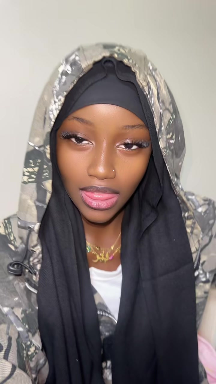 @𝓕𝓪𝓱𝓱𝓱__🖤