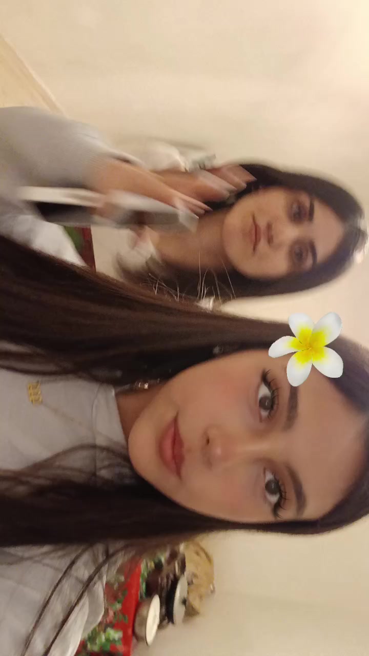 @Лейла✨️