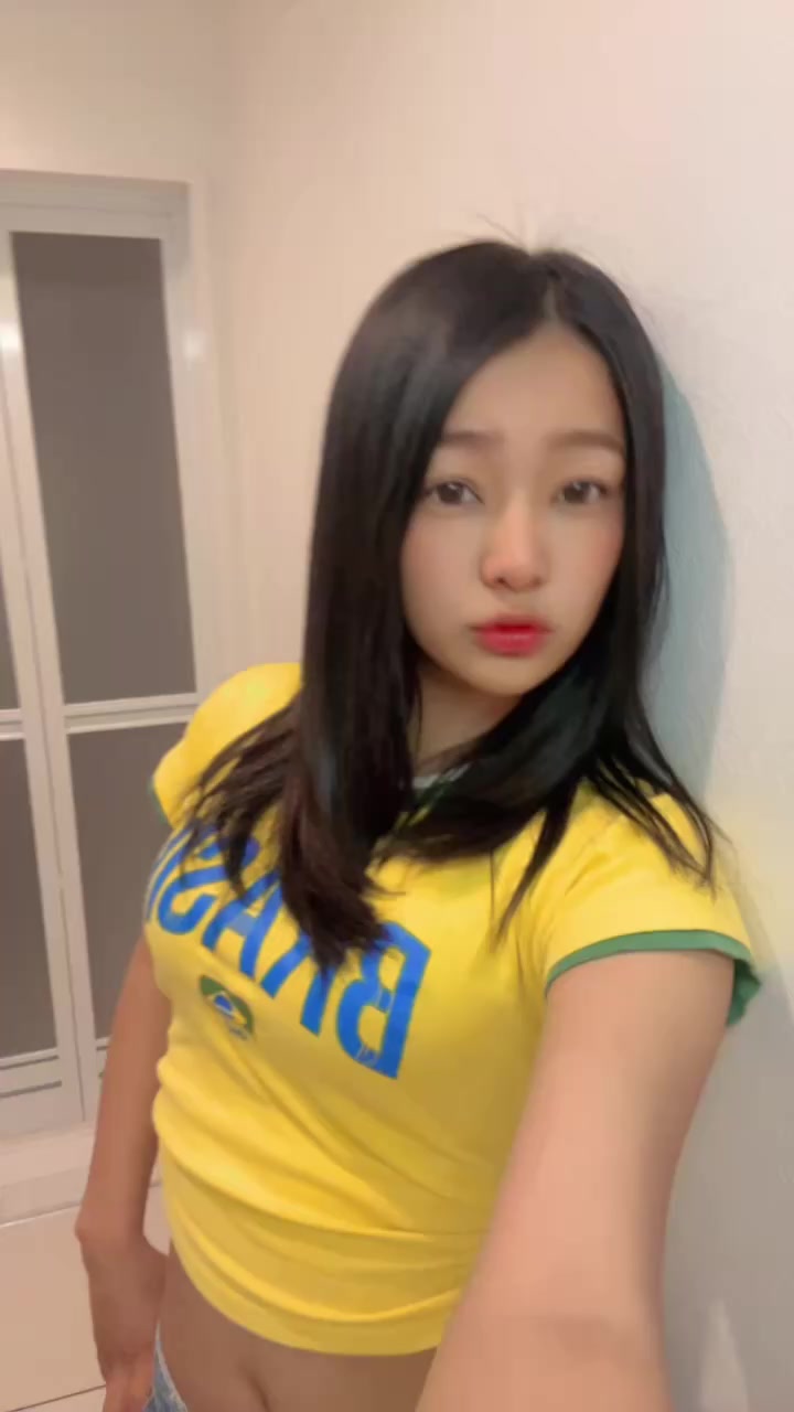 @虹咲カリナ