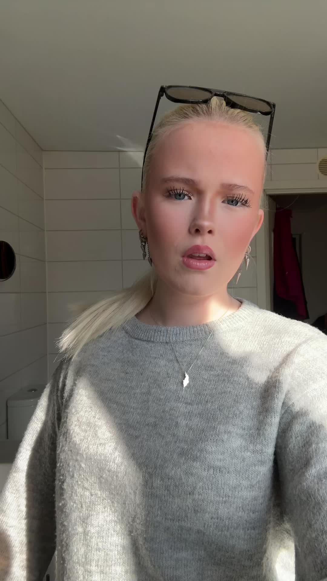 @Ellen😇
