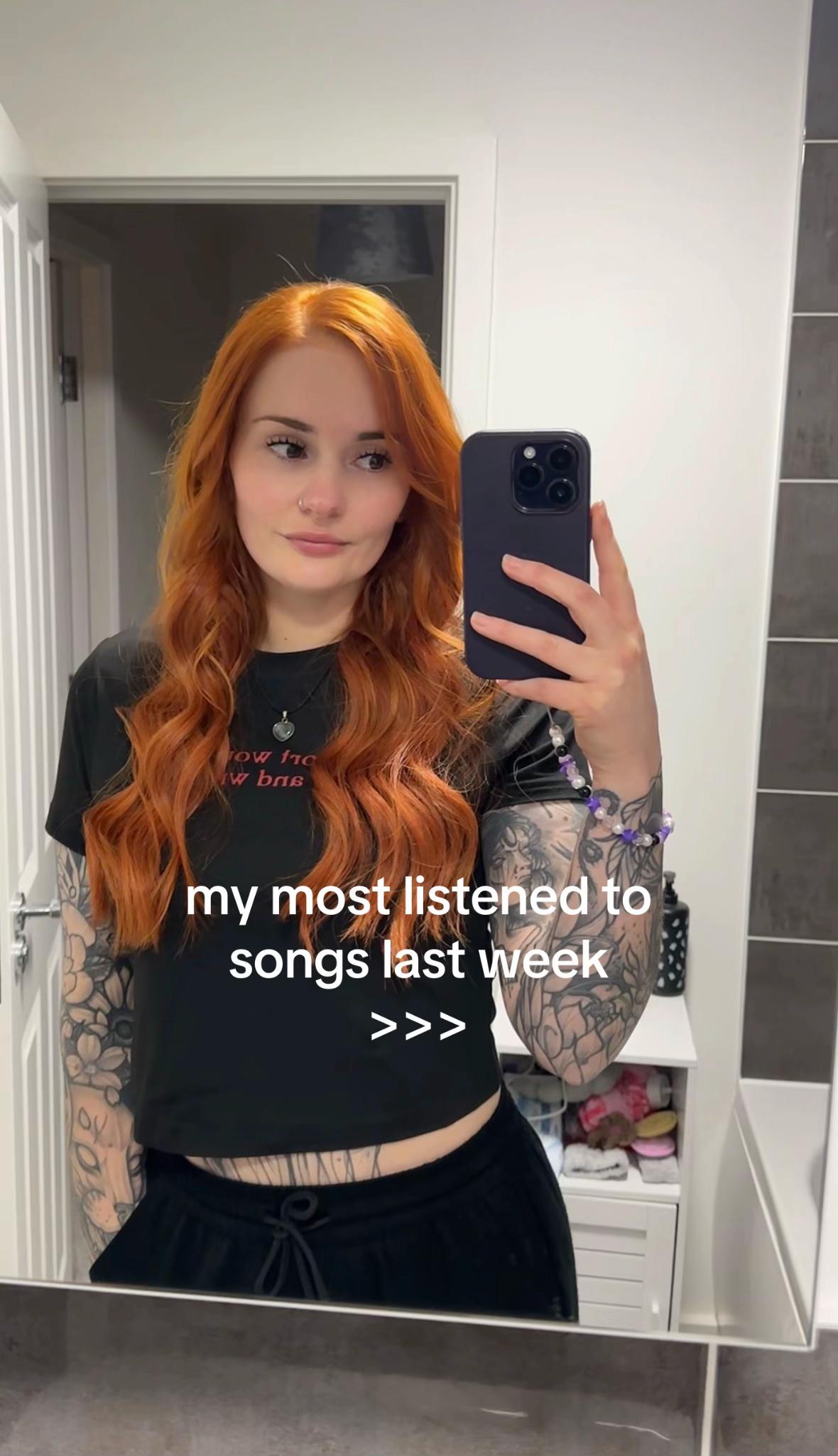 @Vikki ✨