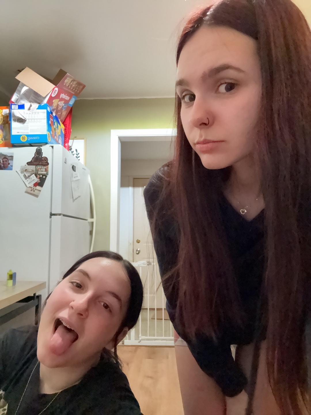@😜😜