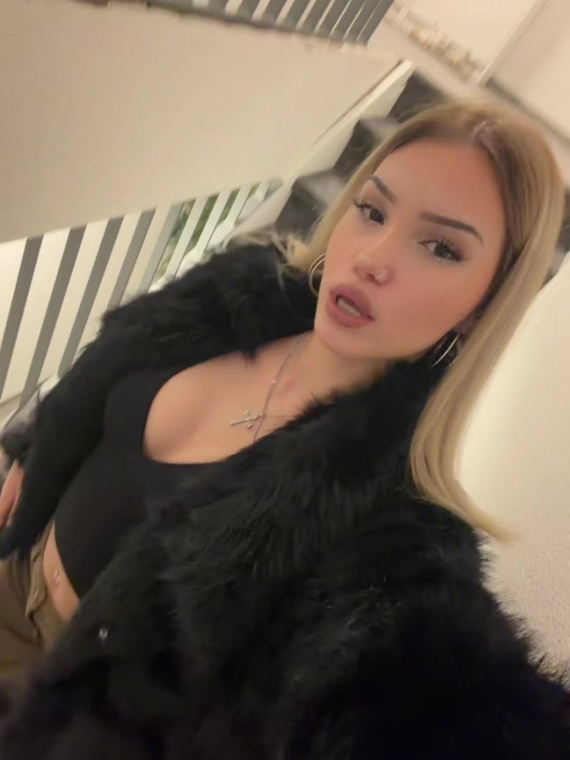 @𝐄𝐥𝐞𝐞