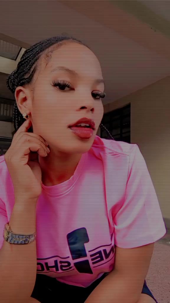 @Doreen🩵🦋