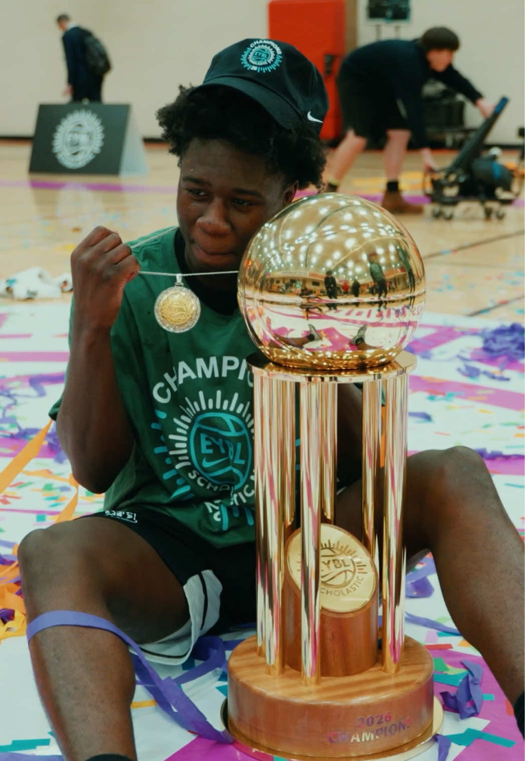 @nikeeyb