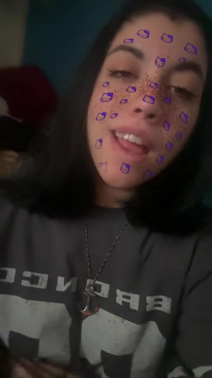 @Lallainghes2001