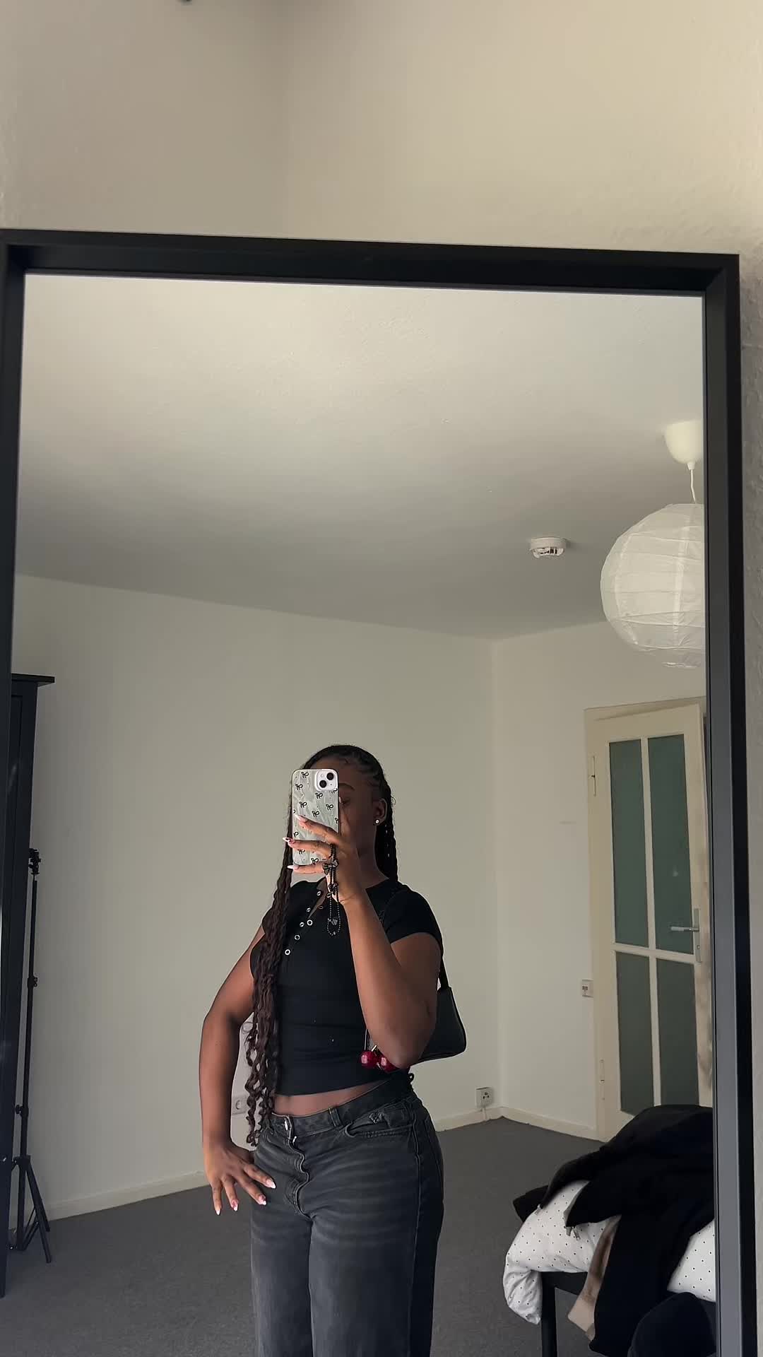 @Blanche🙂&zwj;↕️🖤