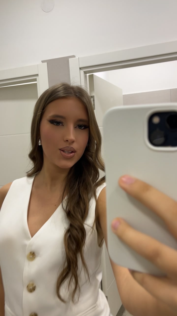 @Лара