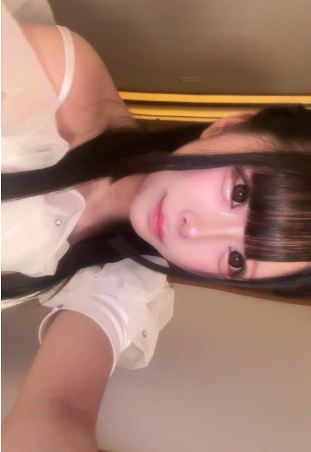 @なな