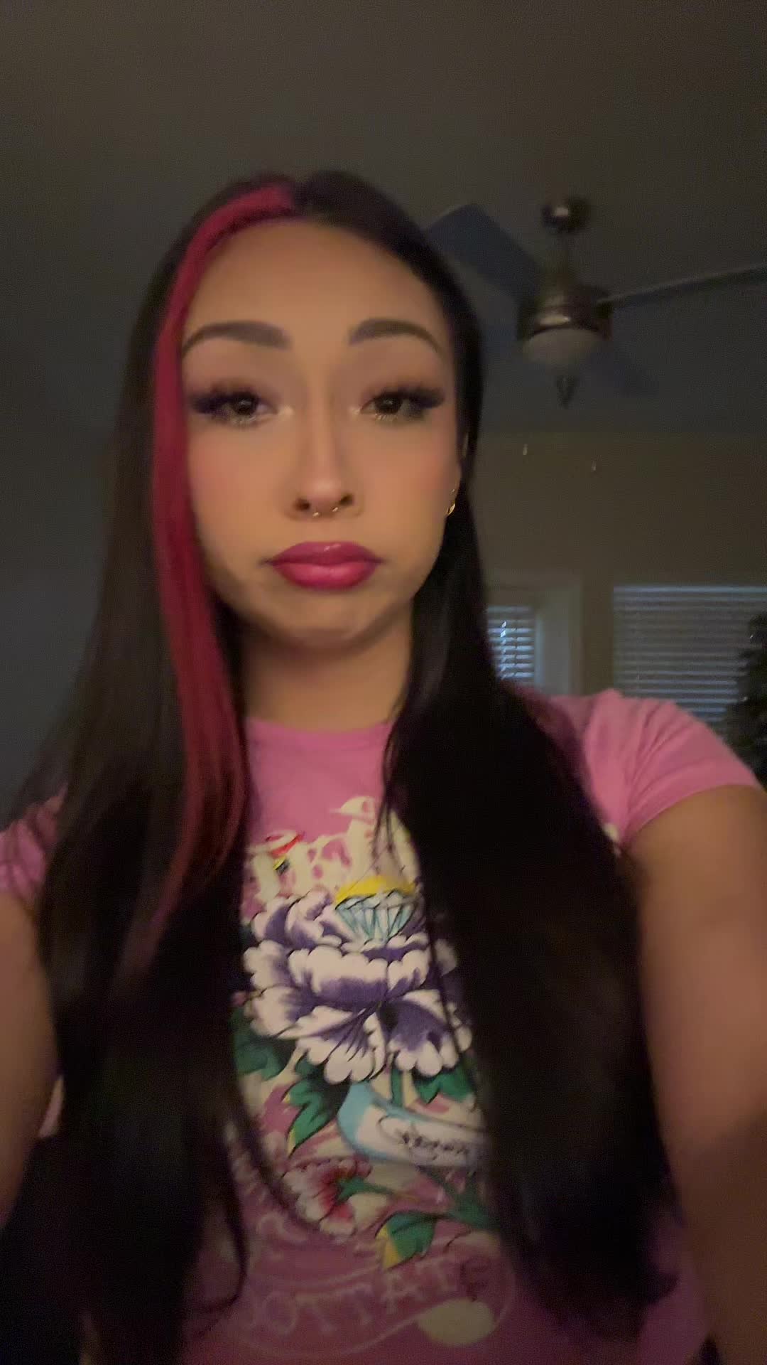 @Laisha