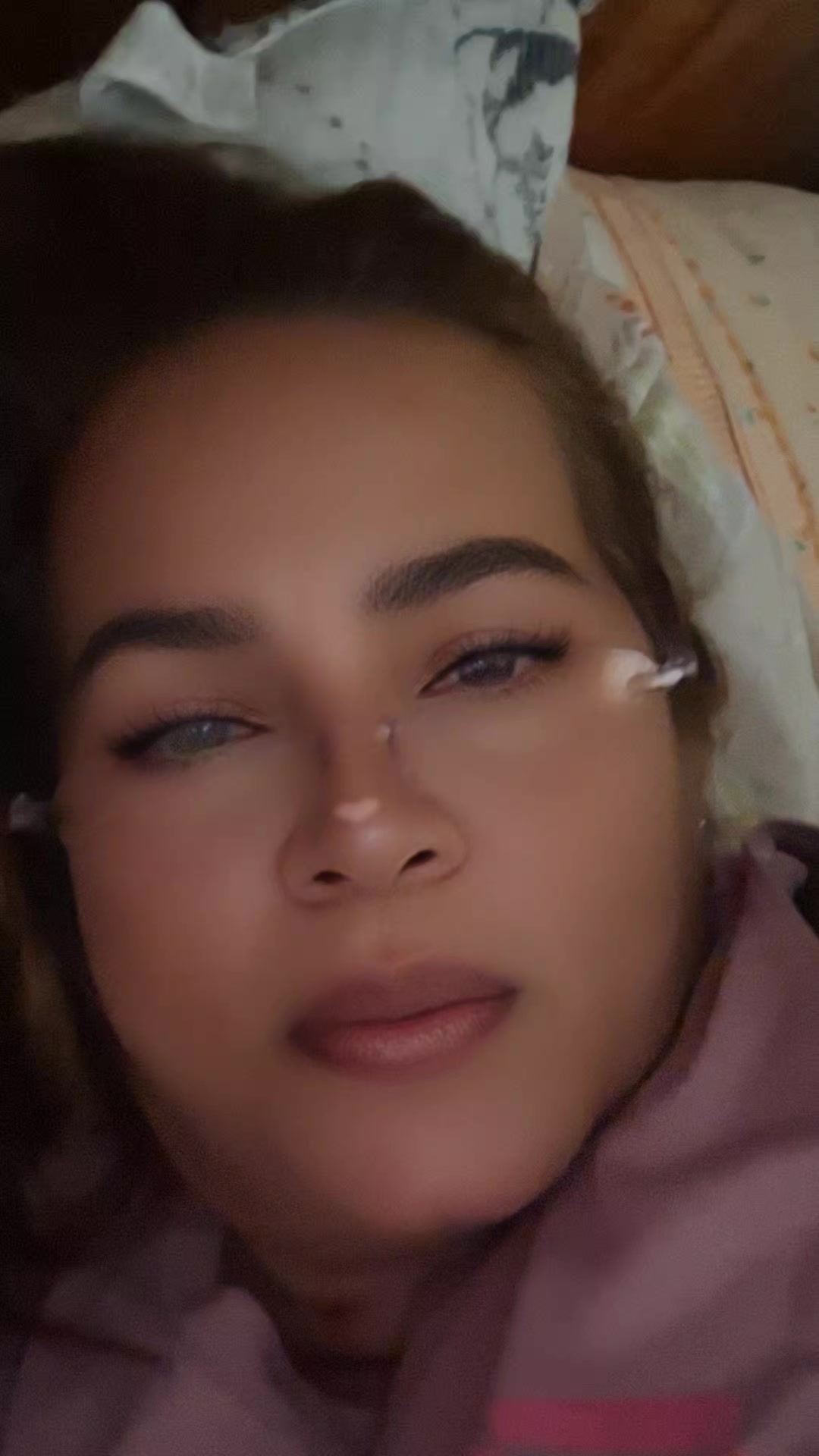 @bella