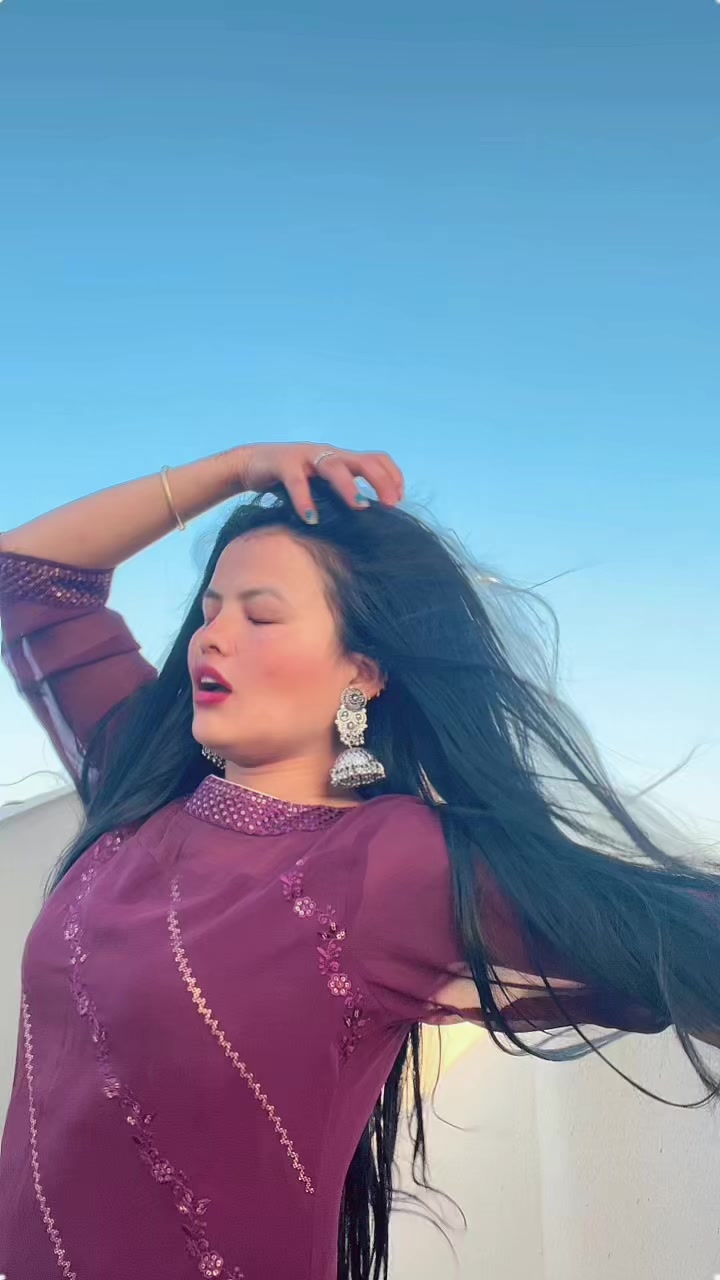 @Theemra🦋