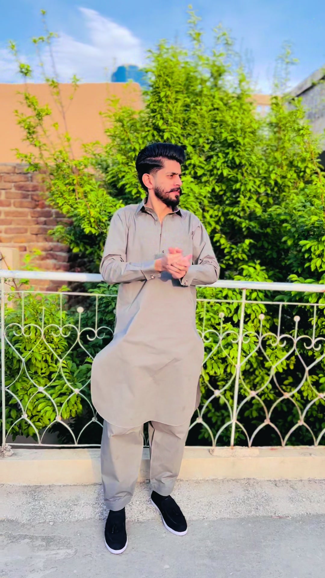 @ᗰᗩᒪIK اظہار