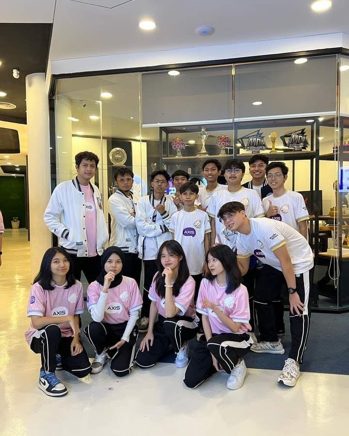 @𐚁๋࣭⭑ֶָ֢cCcupcake's🧁