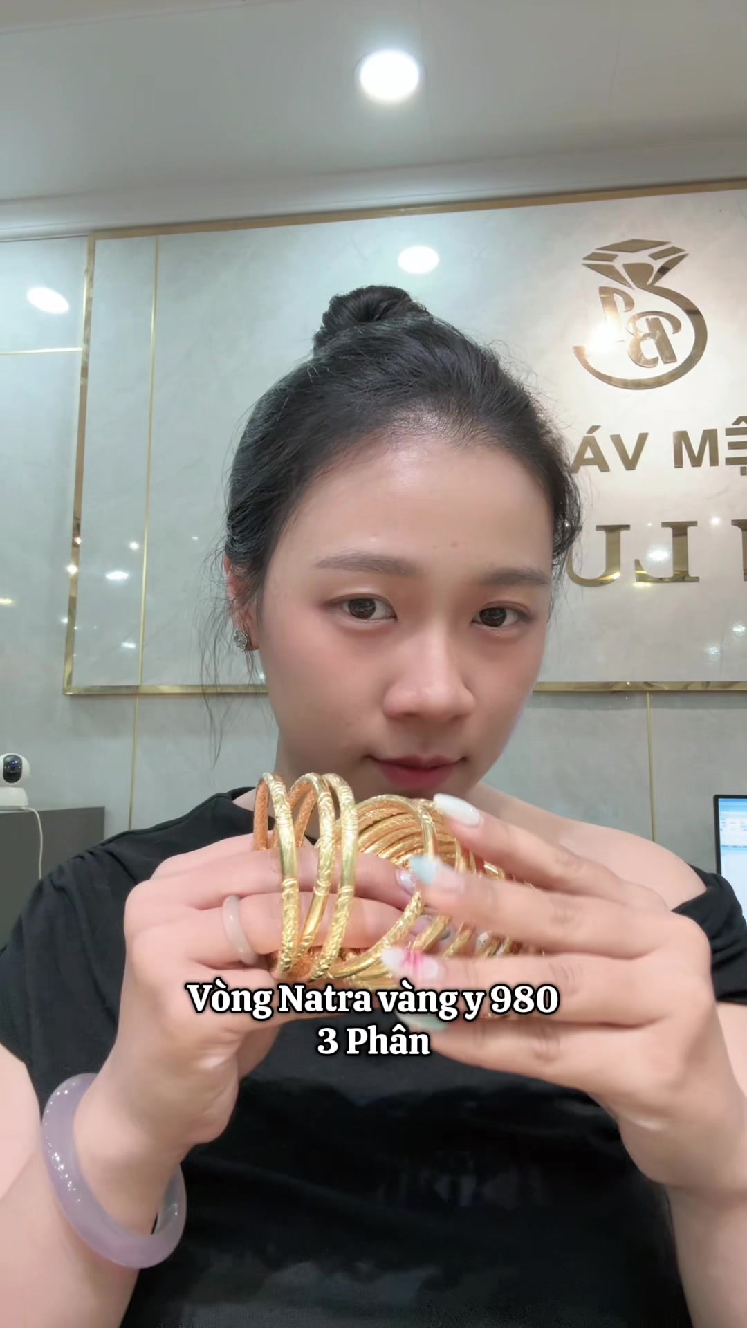 @Bốn Luyện Jewelry