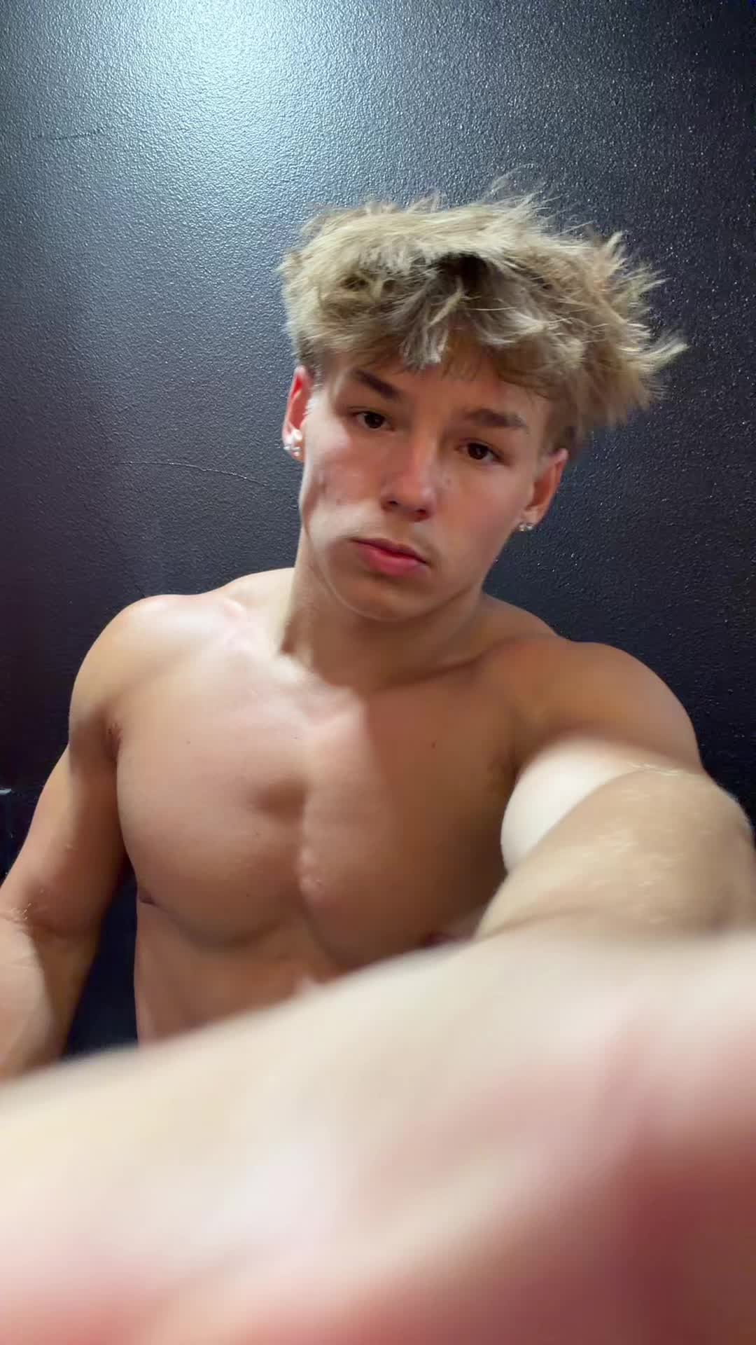 @lando.fit