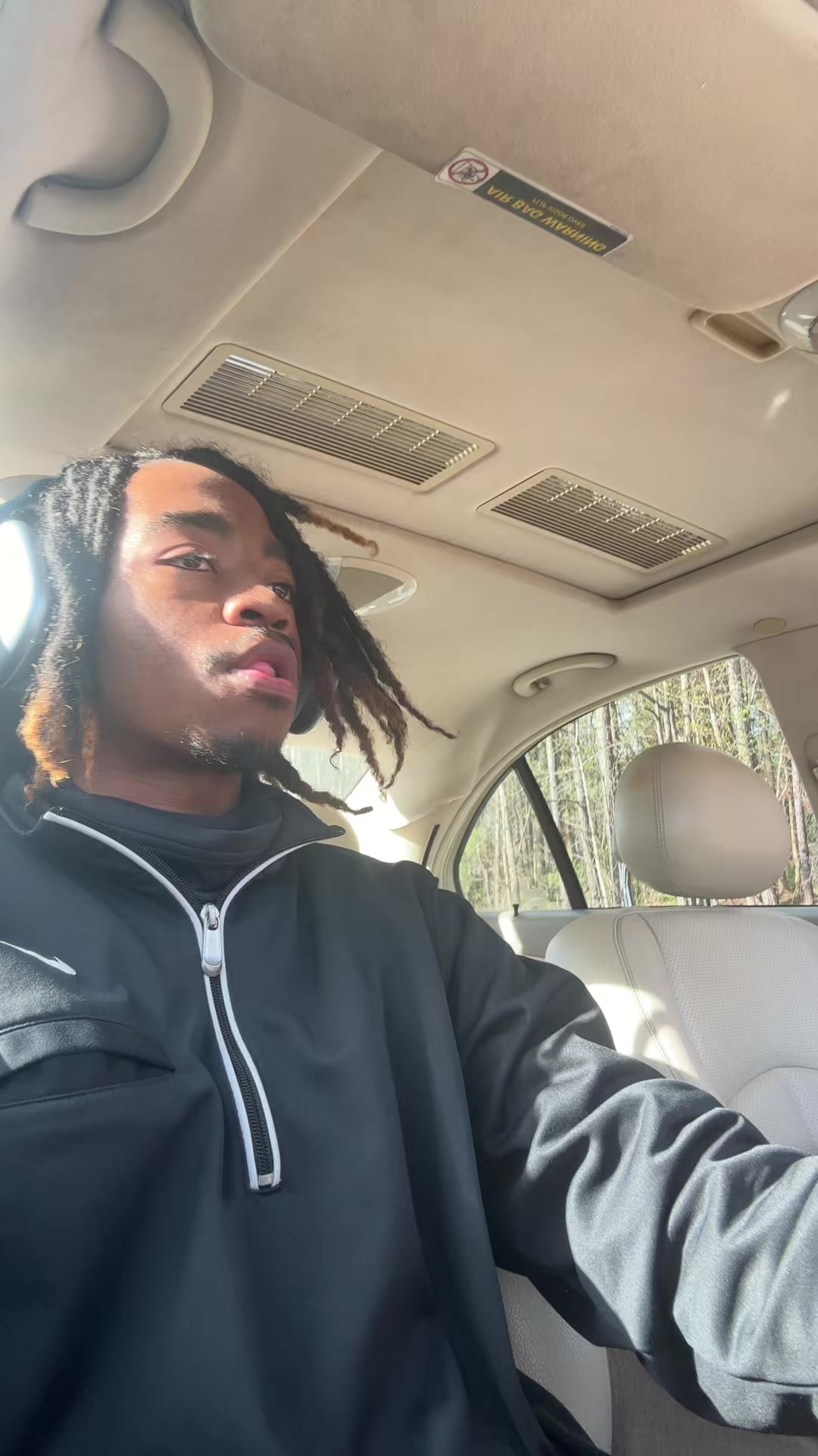 @Zy