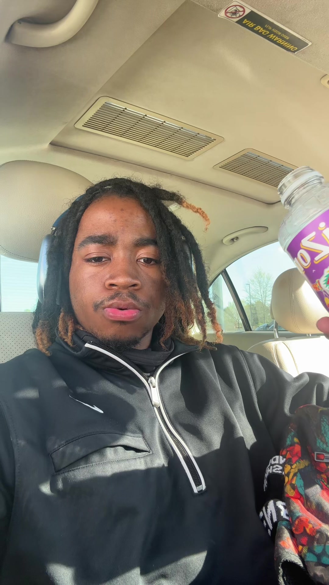 @Zy
