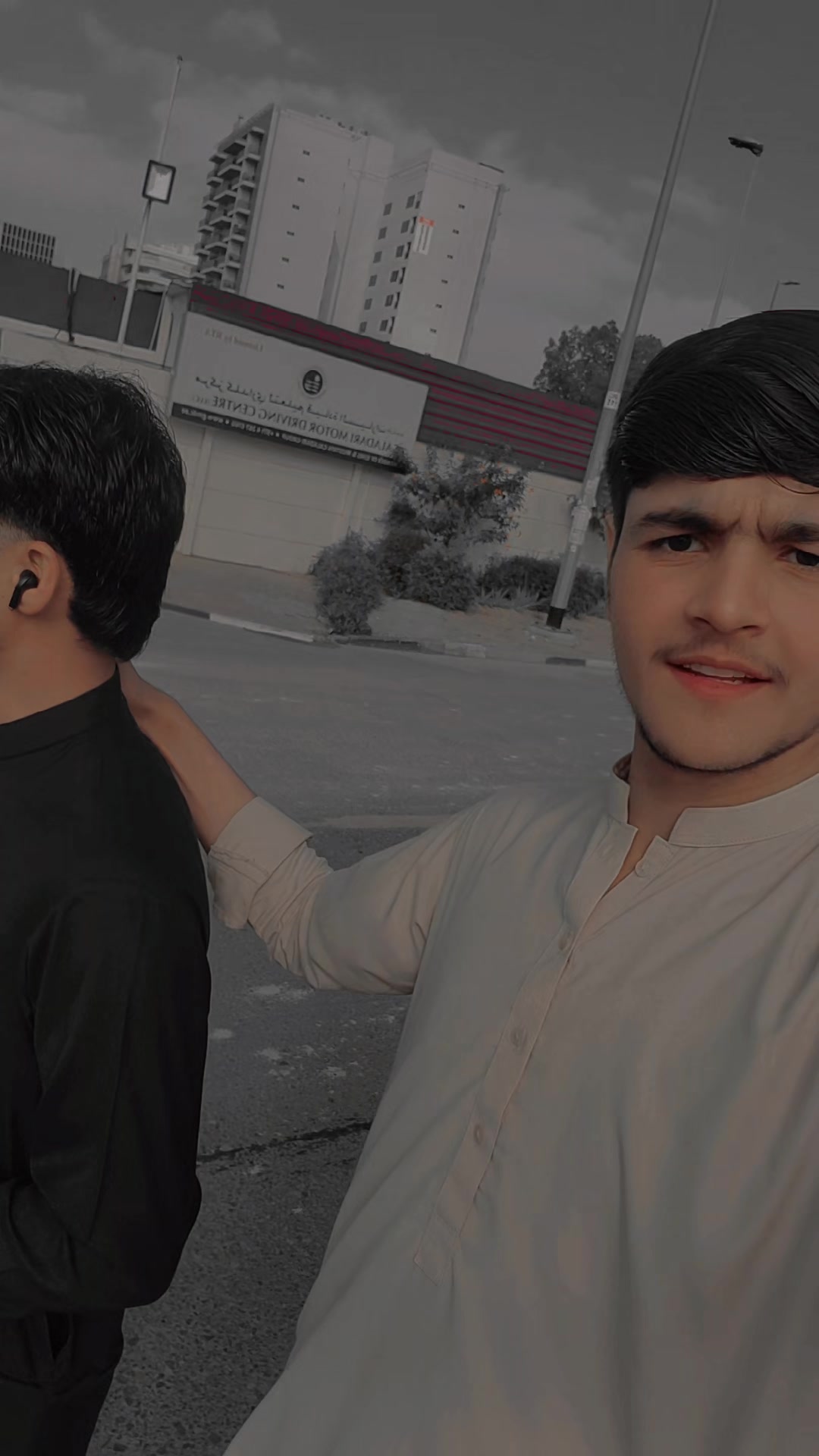 @zeeshan Khan45z