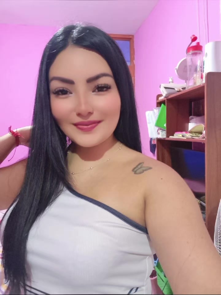 @karina Flores castro