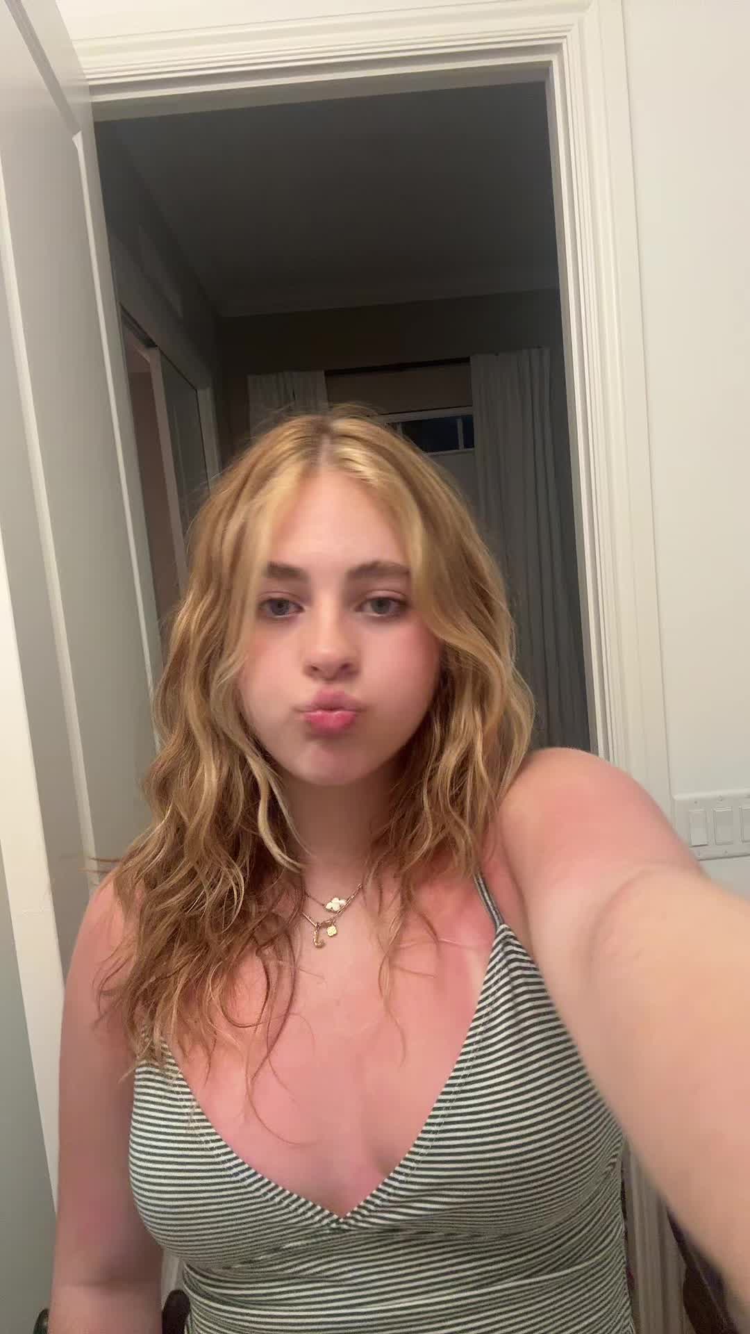 @julia