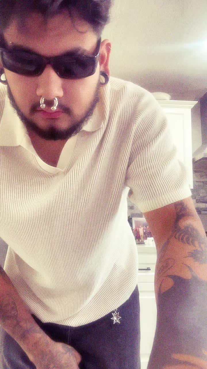 @izzythewavebuilder