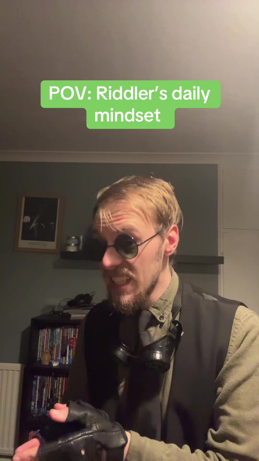 @MrMoth