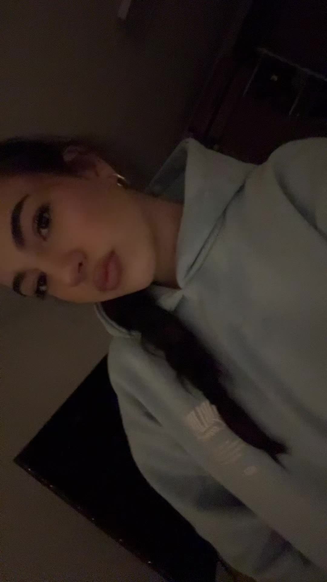 @LaraBarisic