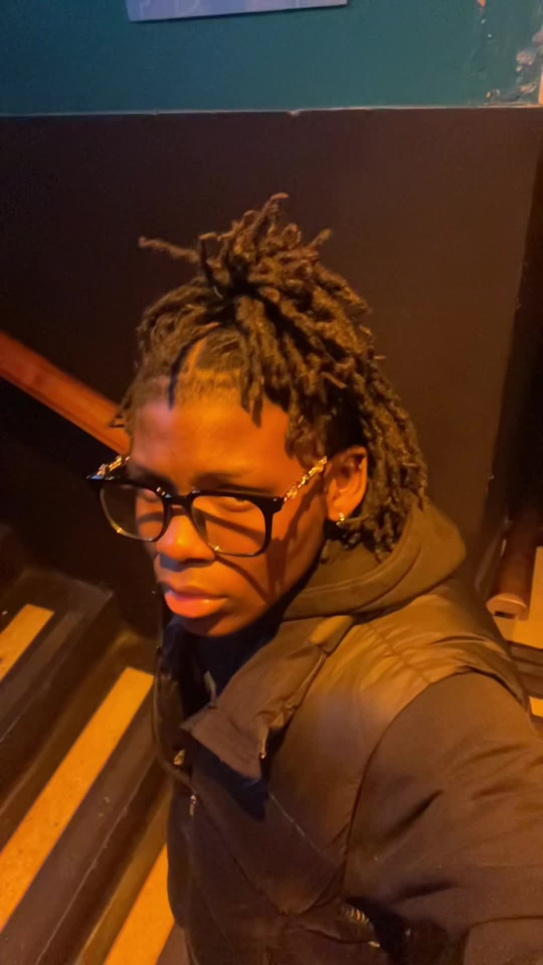 @🦦🌬️