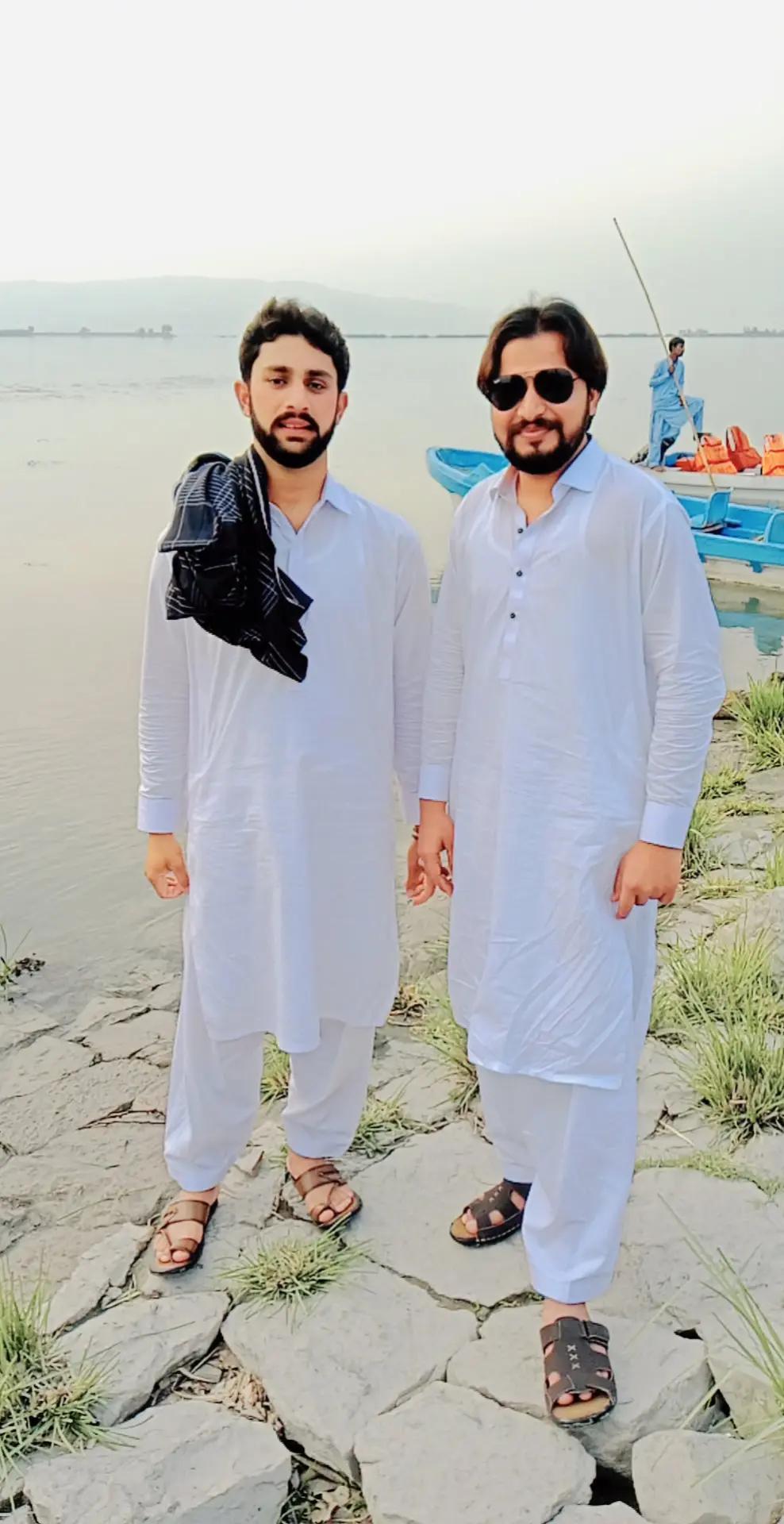 @Azhar rizwi mughal