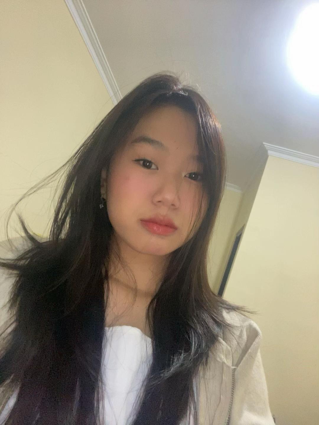 @esther ⋆. 𐙚 ̊
