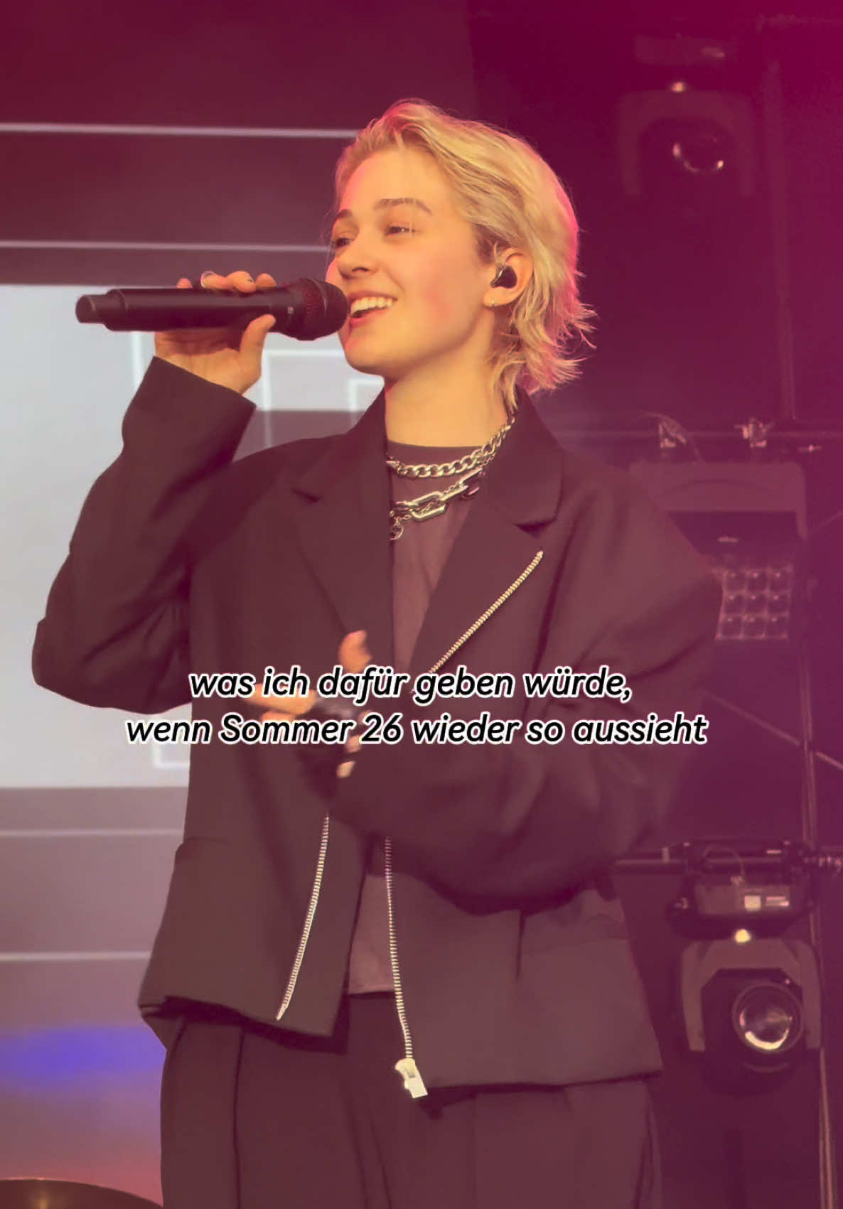@✰ 𝐈𝐍𝐀 | 𝐅𝐚𝐧𝐩𝐚𝐠𝐞
