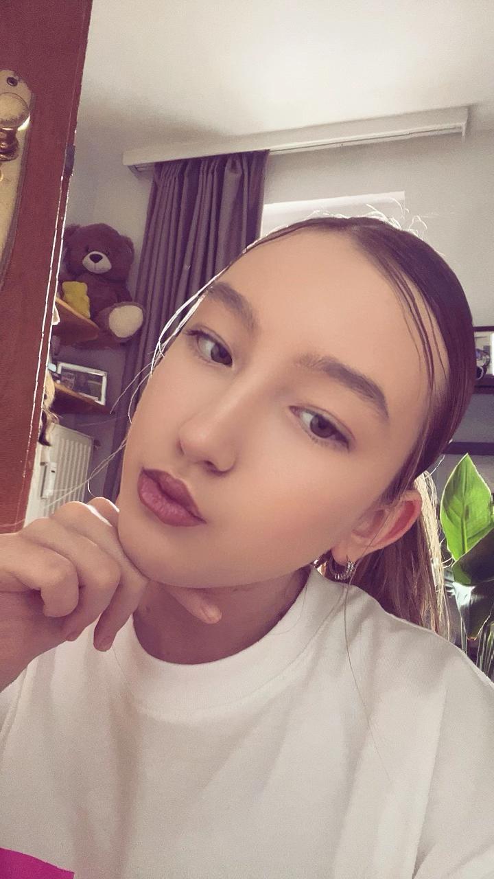 @𝑫𝒂𝒔𝒄𝒉𝒂'𝒄𝒐𝒍𝒐𝒏𝒈𝒆