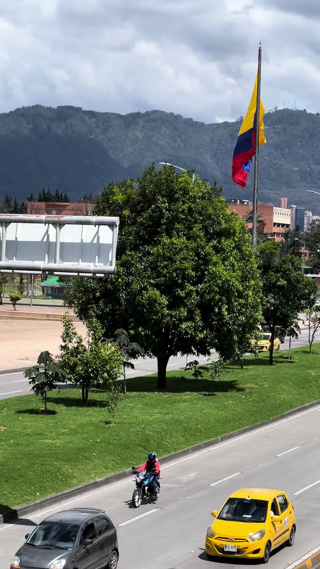 @LuiBog