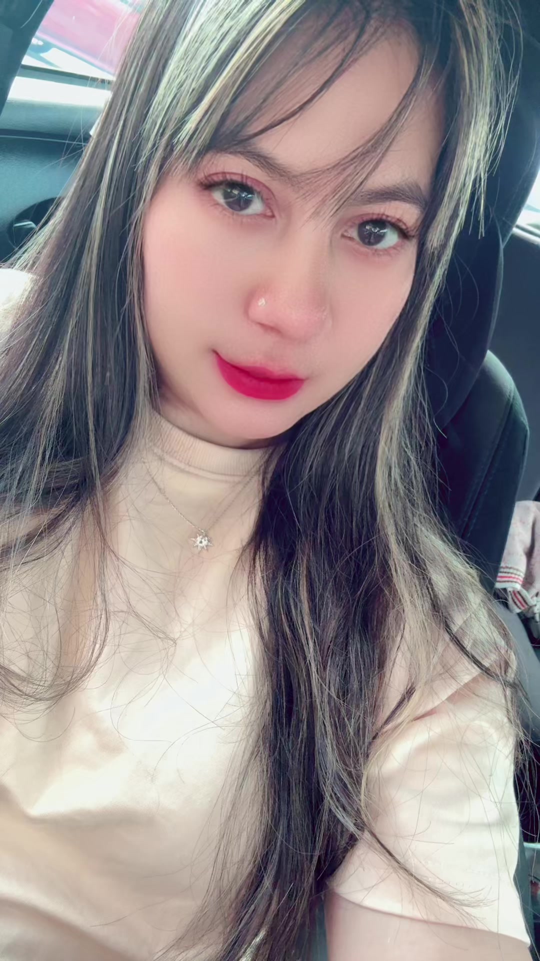 @Eain Hmun Khin