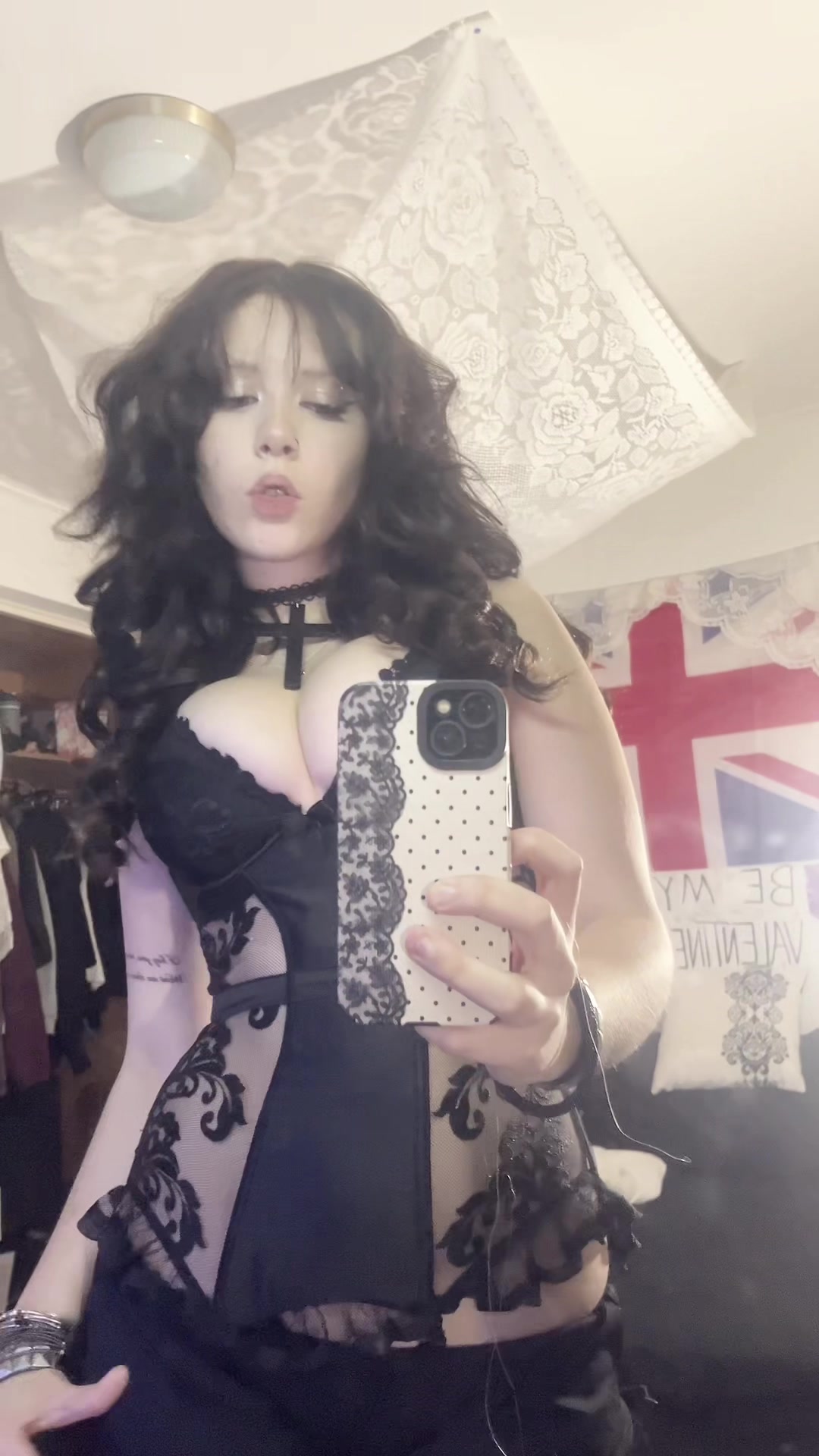 @vixxyliz