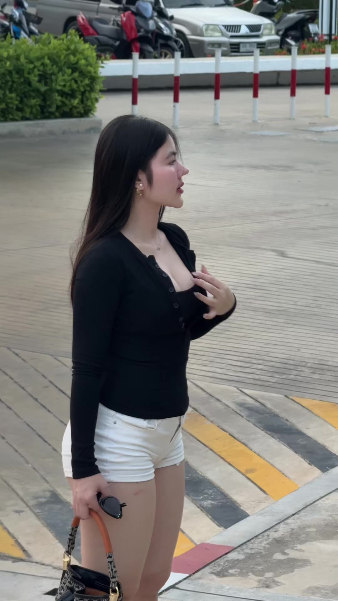 @อะบูดาบีอะบูดาบี