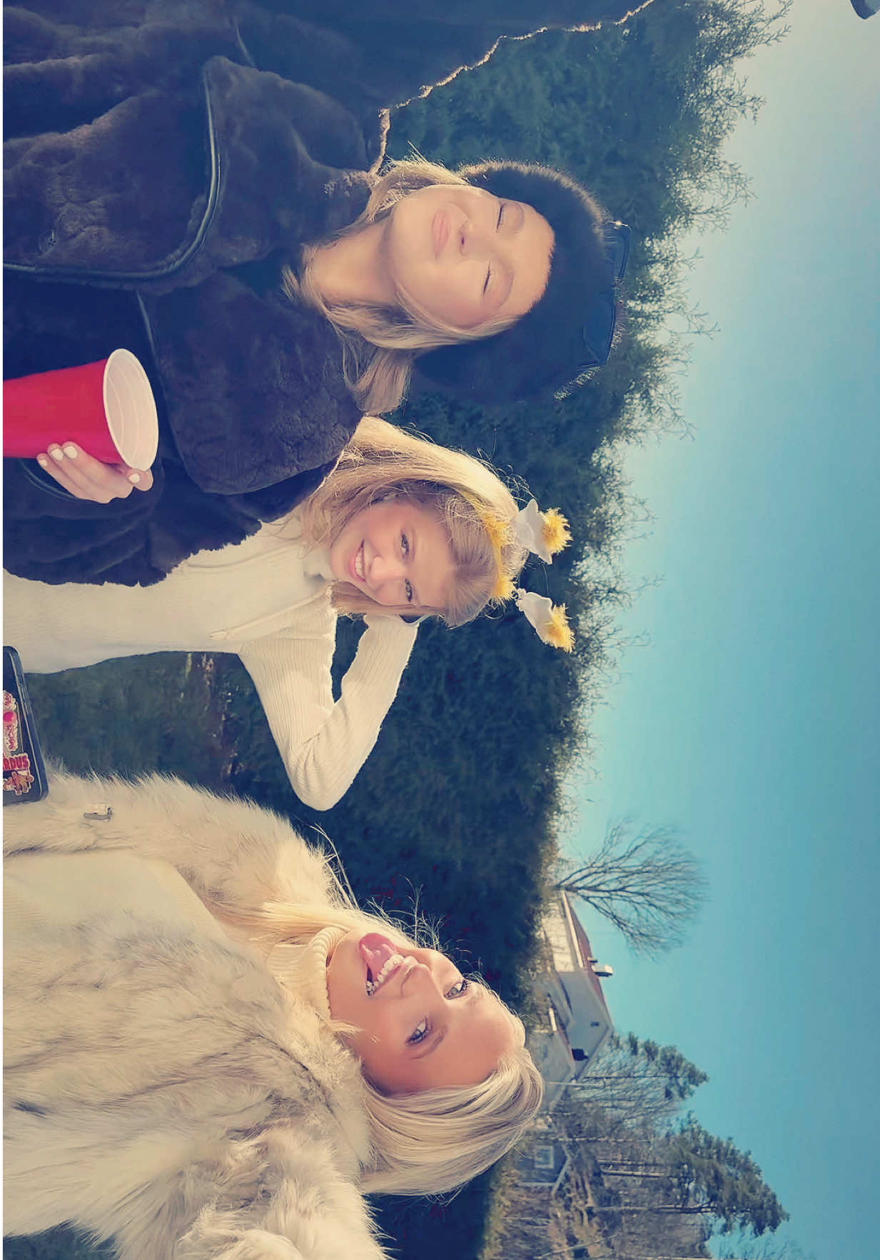 @Betina☆ &bull; friends
