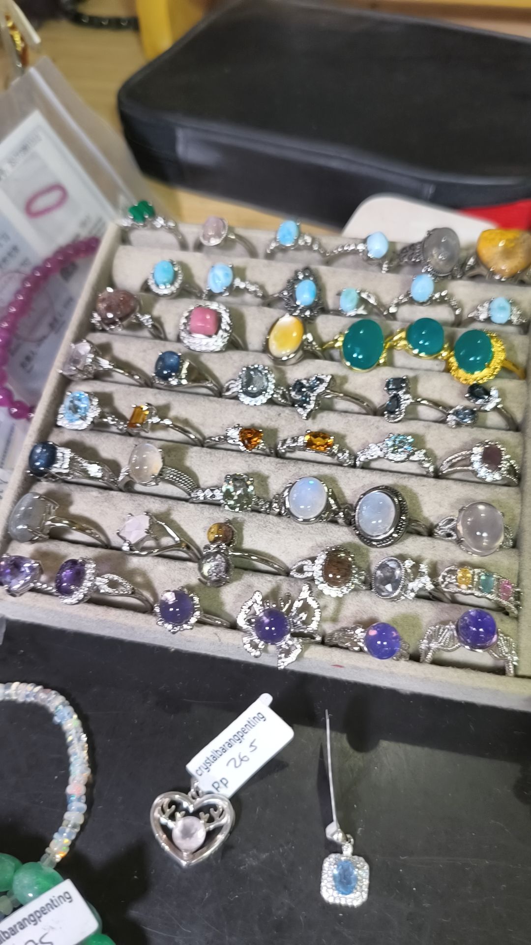@crystal barang penting