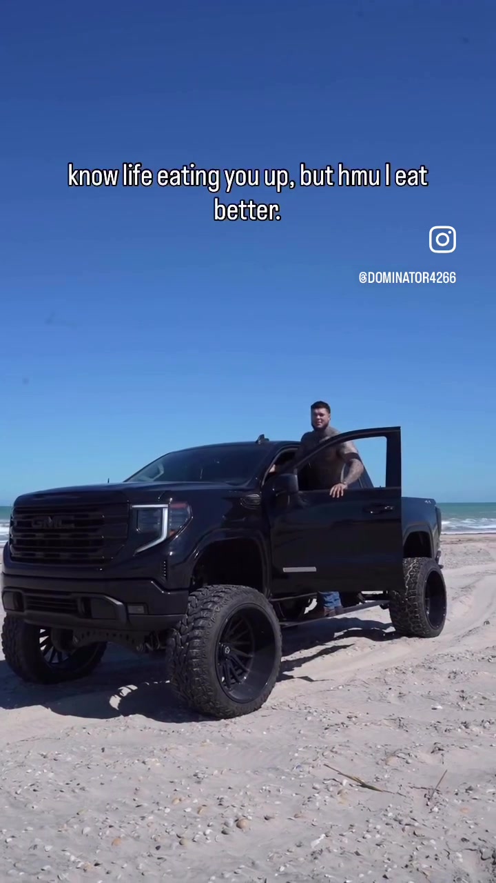 @GayMomentsTiktok