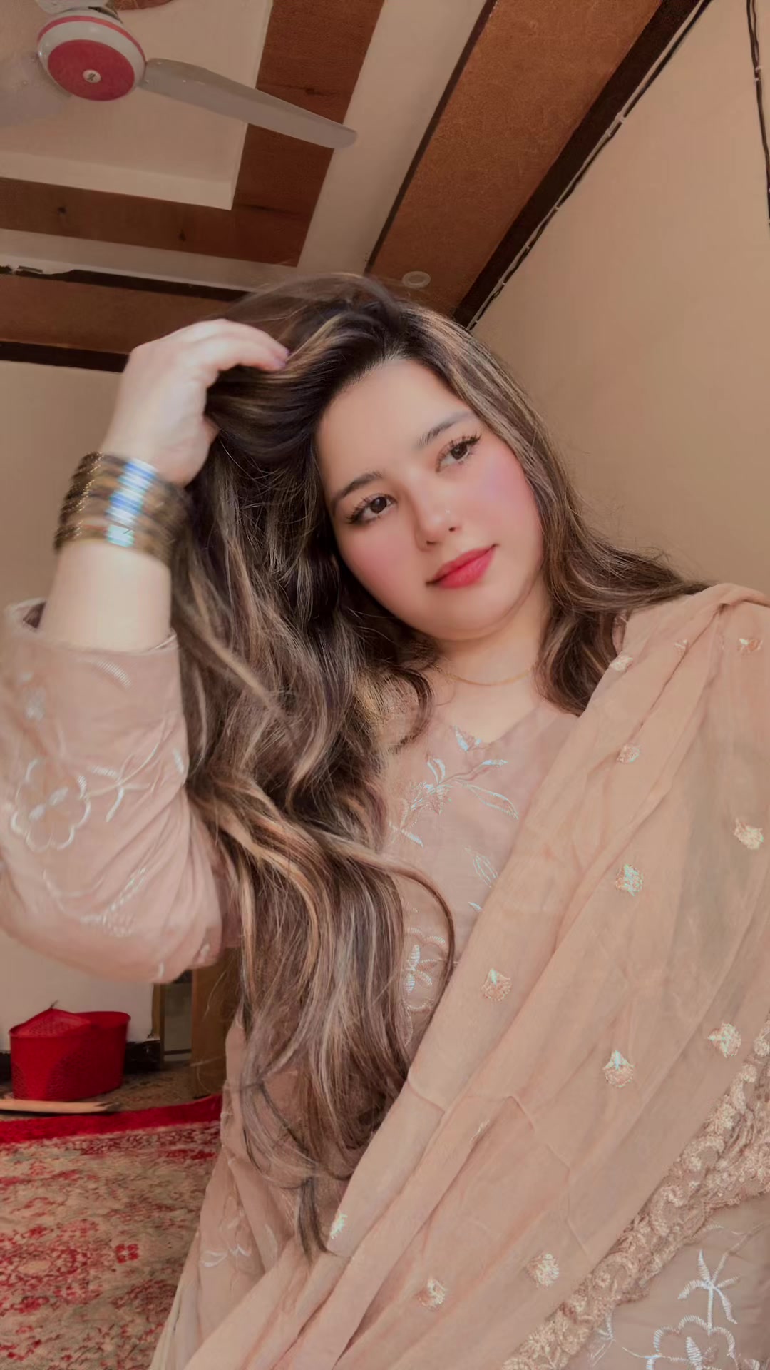 @SanamZoyalive