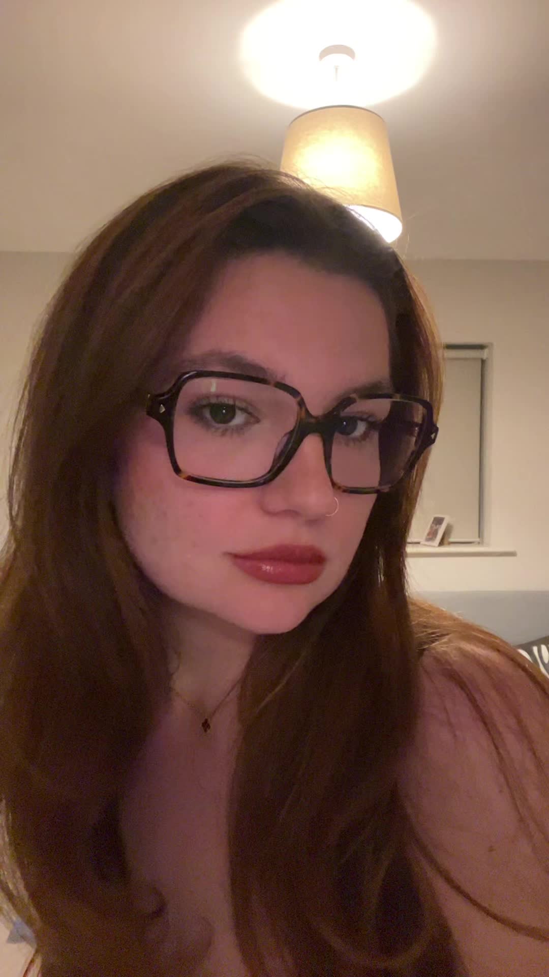 @nicoleebarison