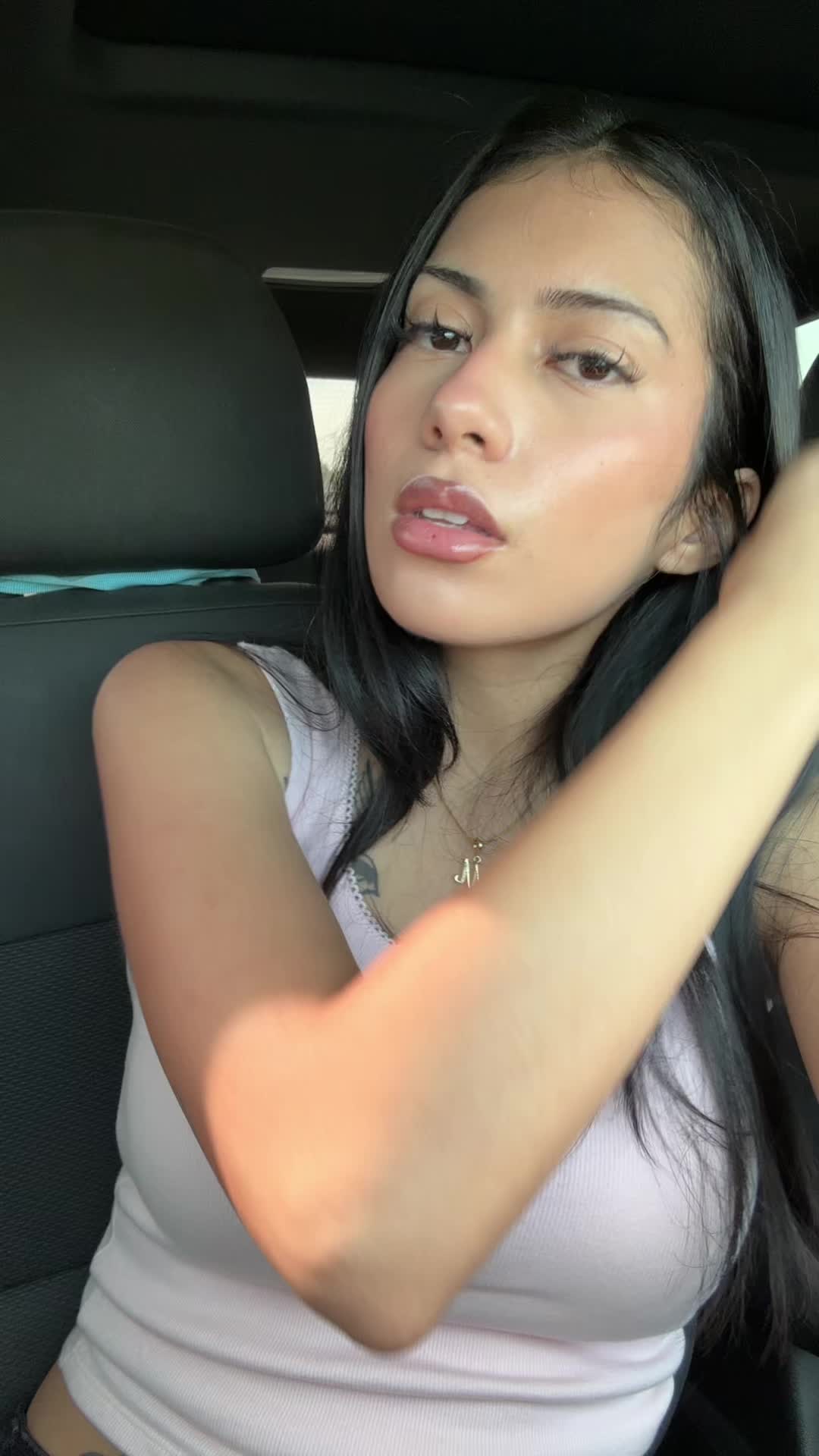 @:3