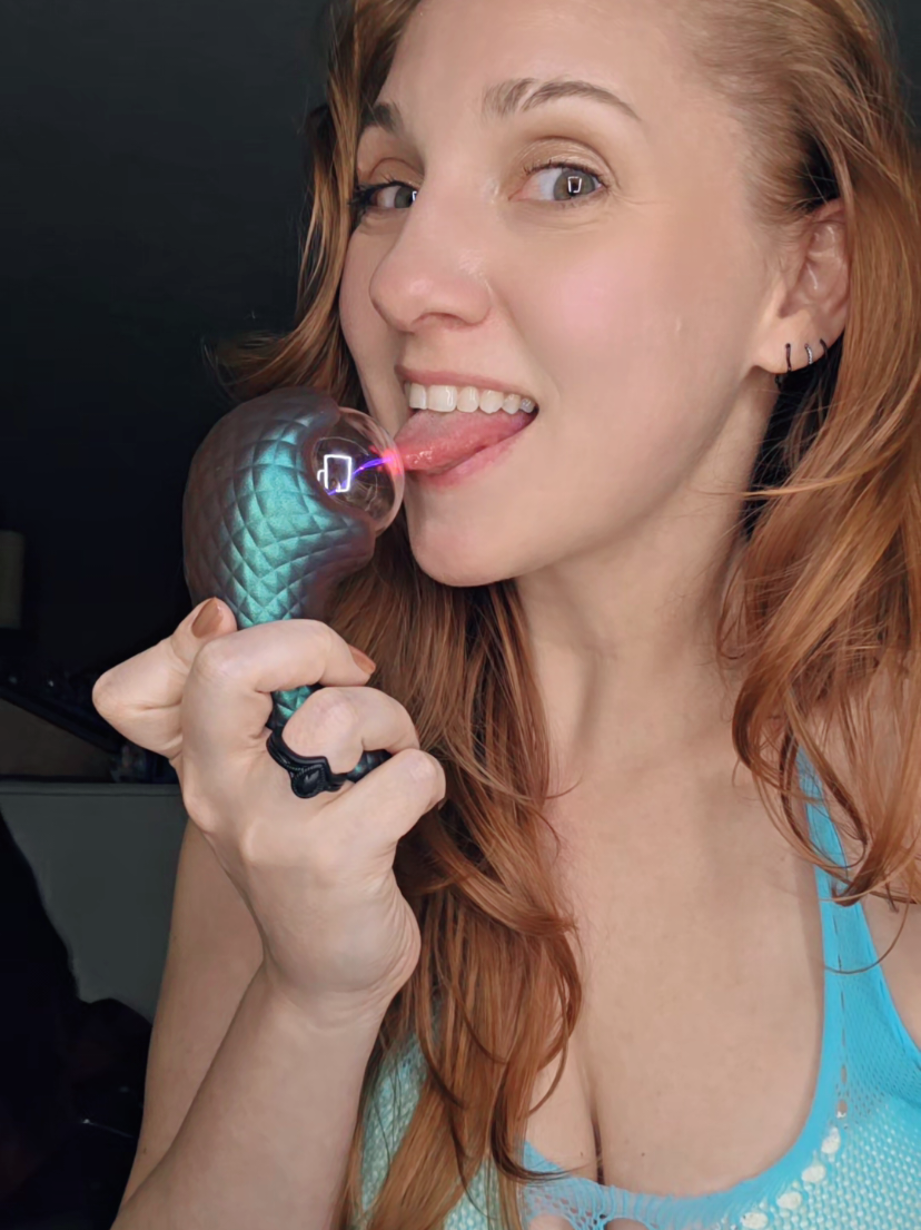 @HayAnna