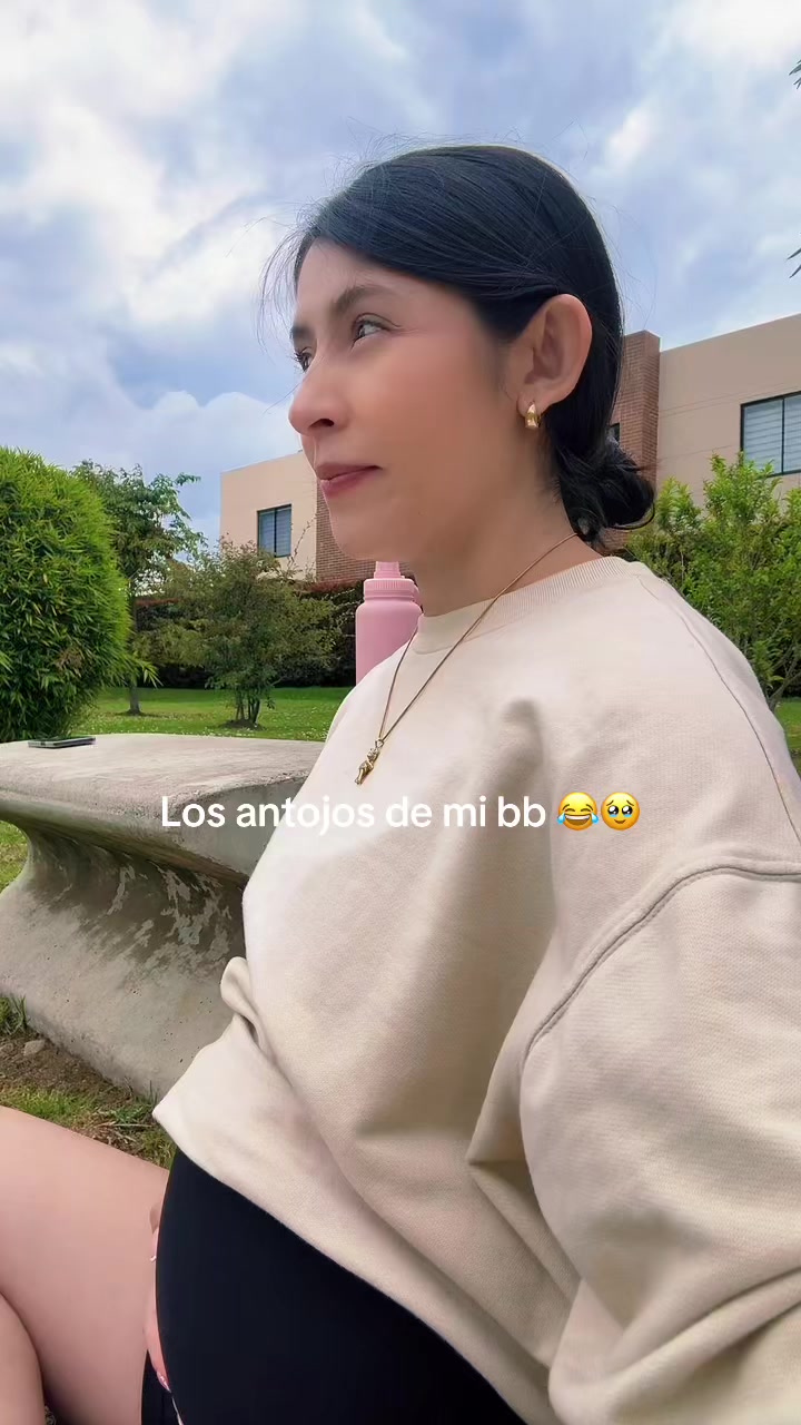 @SoyGabyaldana