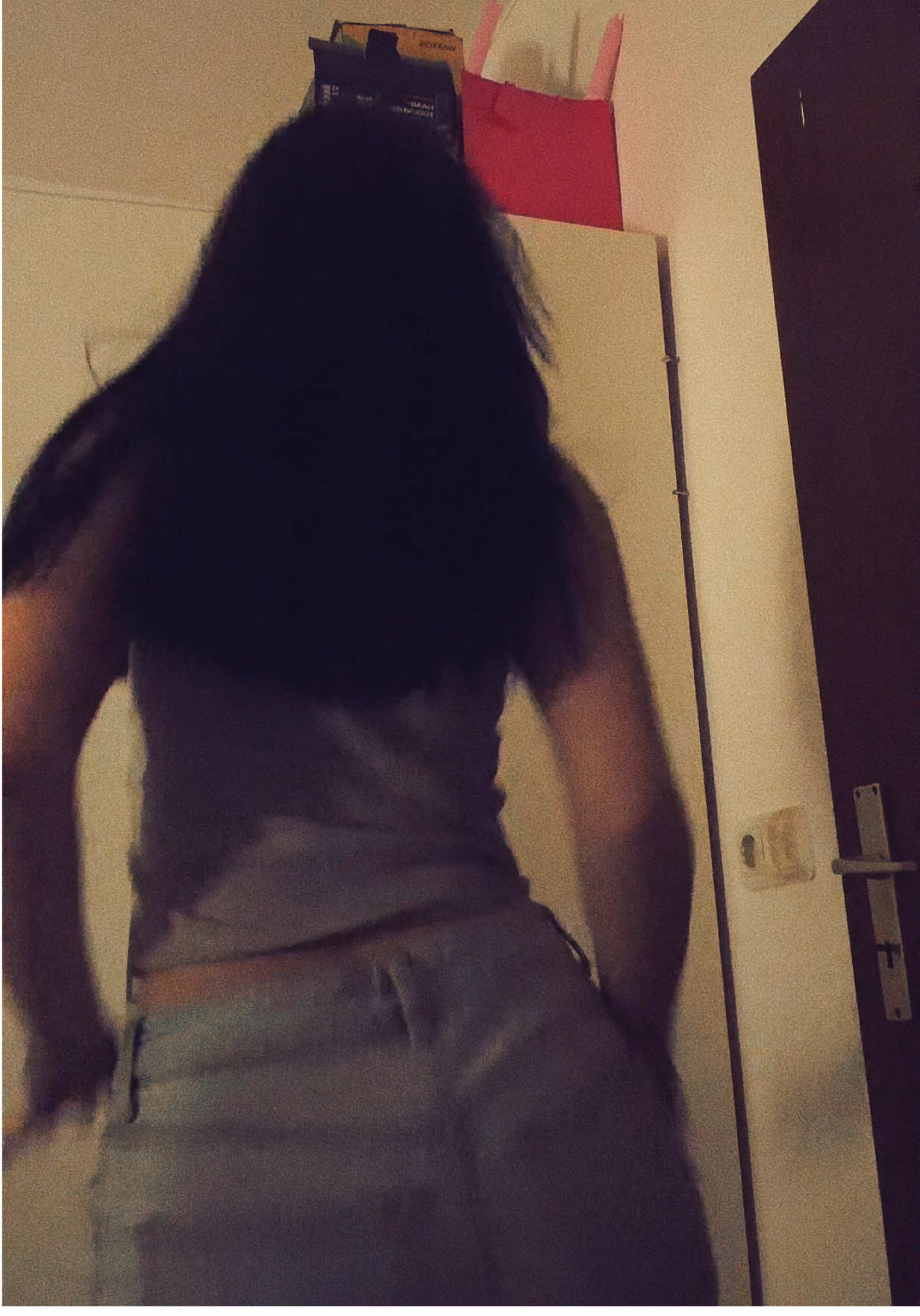@𝓝