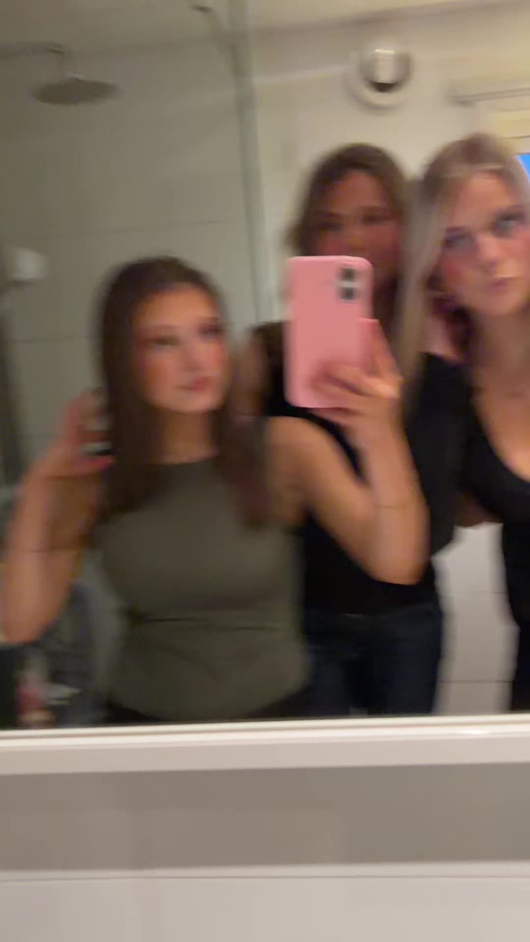 @amelieenglundd