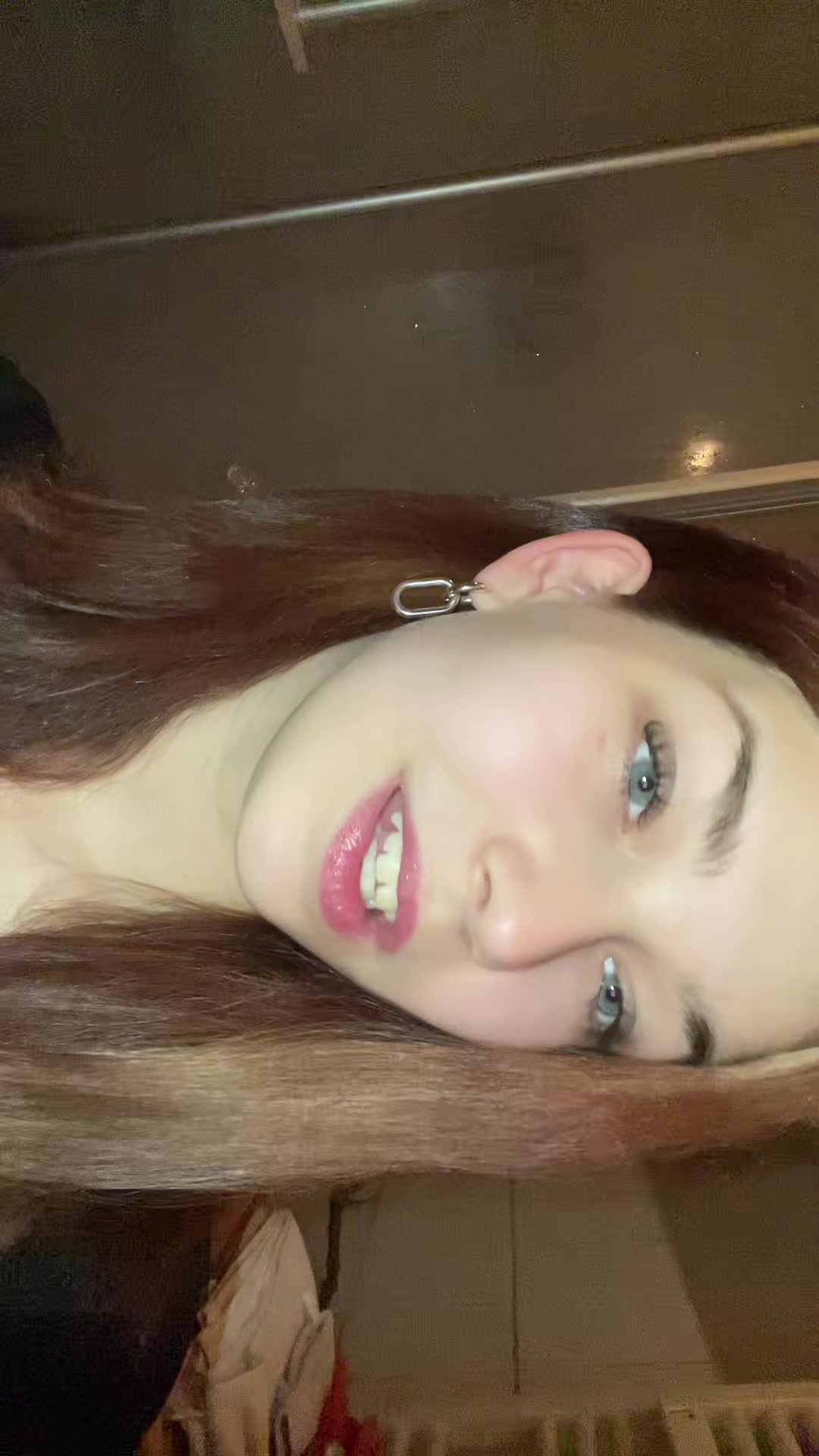 @𝑆𝐴𝑀𝐴𝑁𝑇𝐻𝐴♡