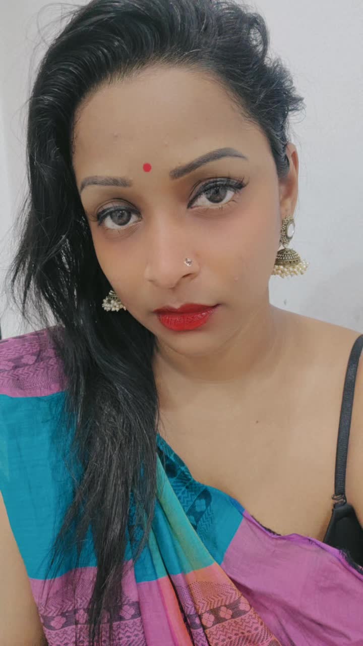 @Dhakshaiini_Official